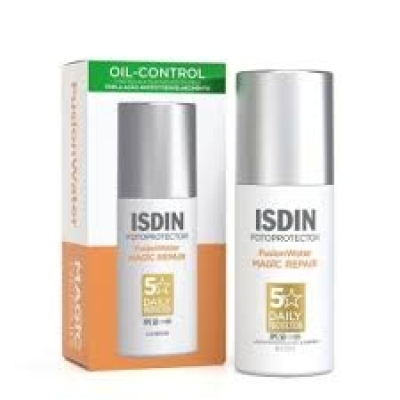 Isdin Fusion Water Fps 50 50ml Magic Repair Oil Control